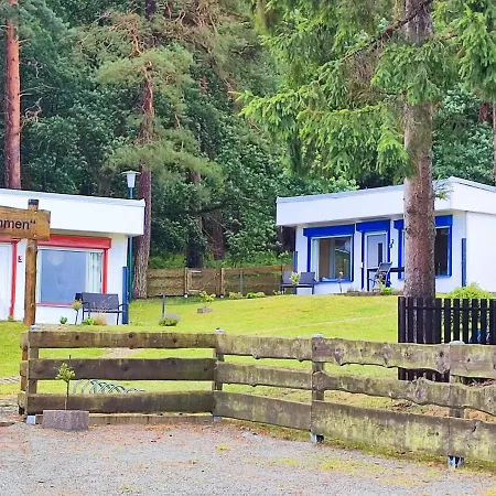 Bungalow Ueckeritz Apartman *